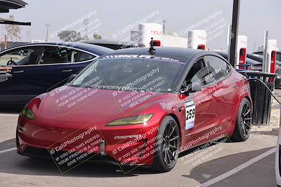 media/Oct-19-2025-Speed Ventures (Sun) [[a6e7fe67be]]/Around the Pits/